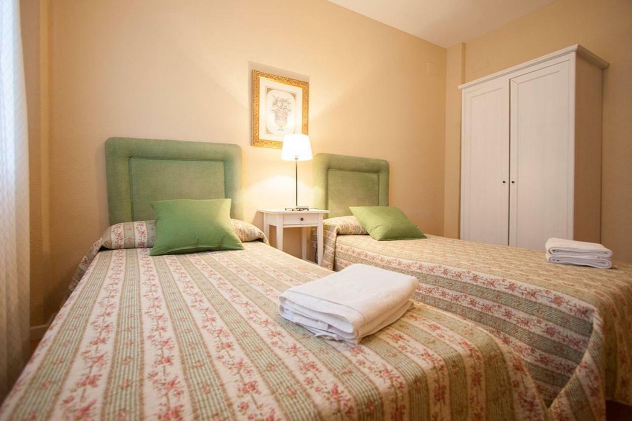 Macarena Flat Apartment Sevilla Bagian luar foto